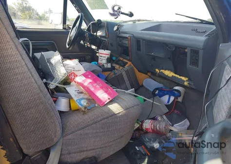 1991 Ford F150 из США, поврежденный, VIN 1FTDF15N4MNB01528